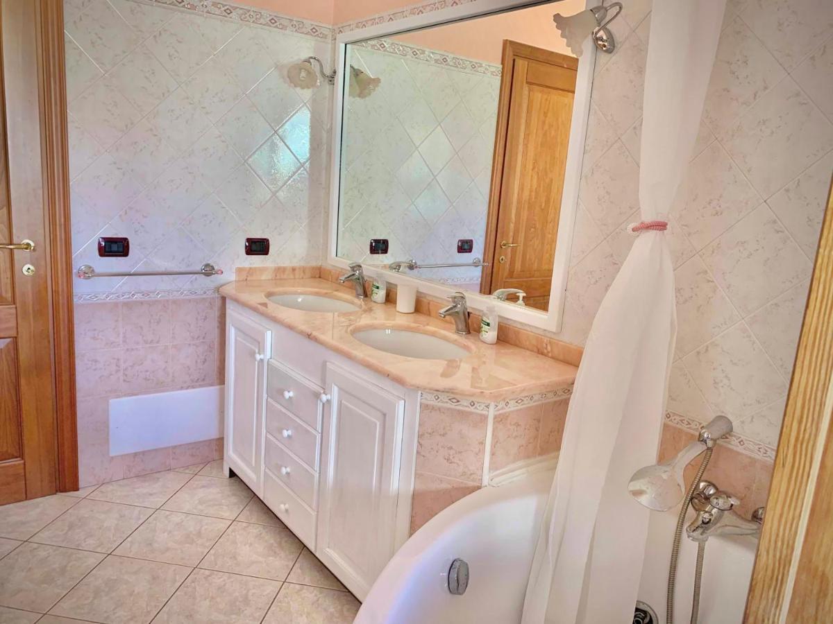Casa Di Famiglia Apartment Alghero Bagian luar foto