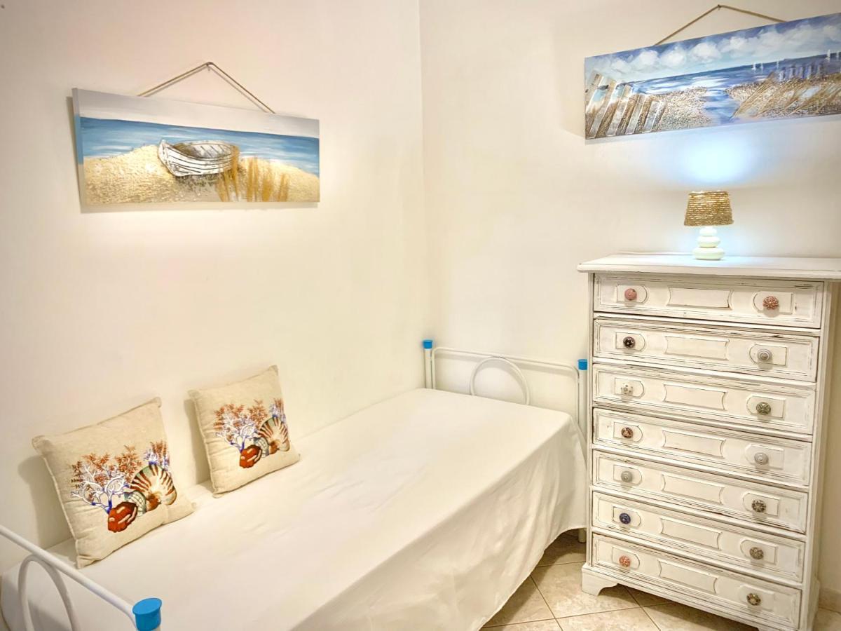 Casa Di Famiglia Apartment Alghero Bagian luar foto
